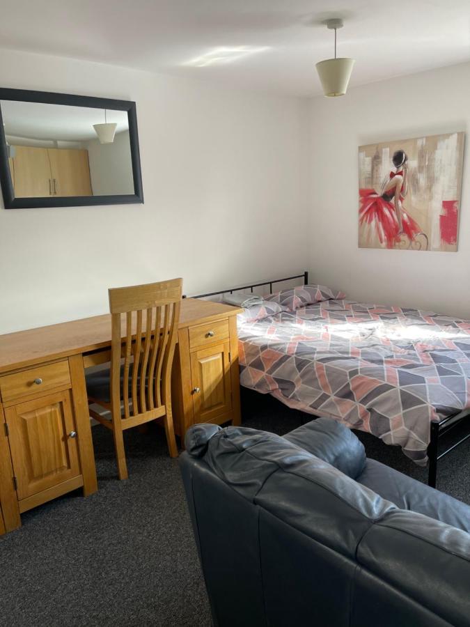 Spacious, Sleeps 17, 3 Bathrooms, Parking, Mansfield Luaran gambar
