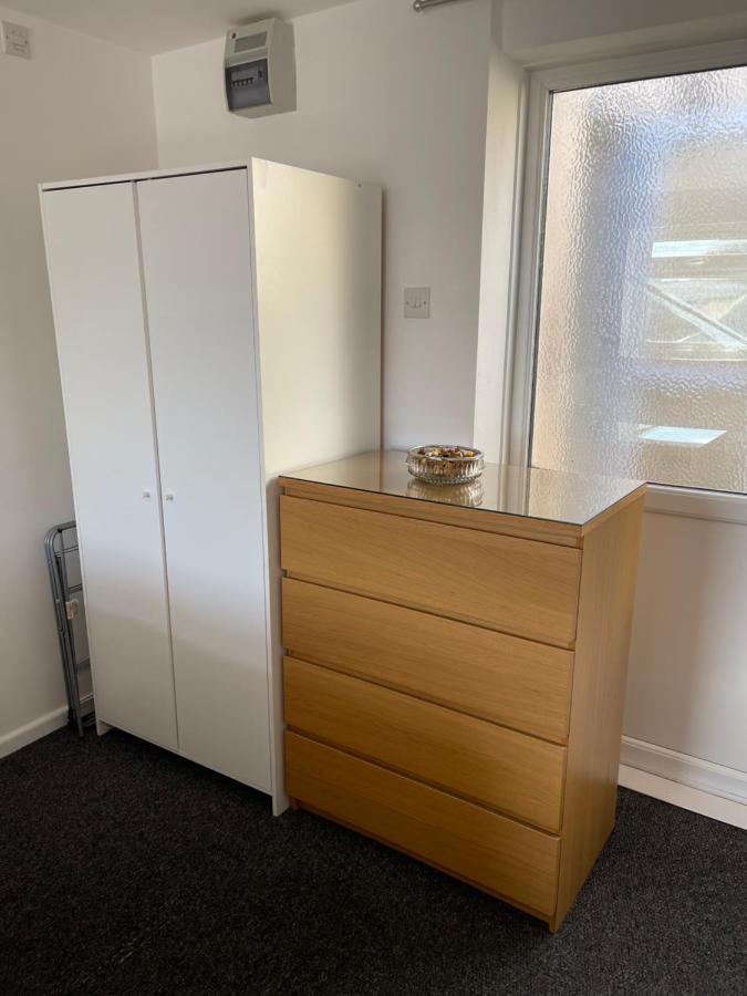 Spacious, Sleeps 17, 3 Bathrooms, Parking, Mansfield Luaran gambar