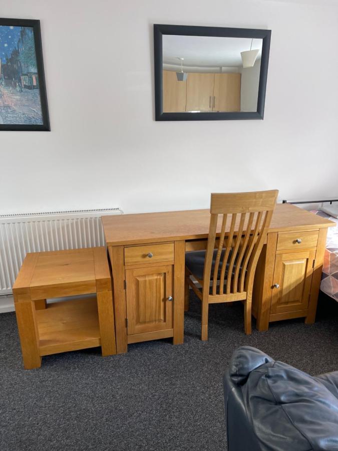 Spacious, Sleeps 17, 3 Bathrooms, Parking, Mansfield Luaran gambar